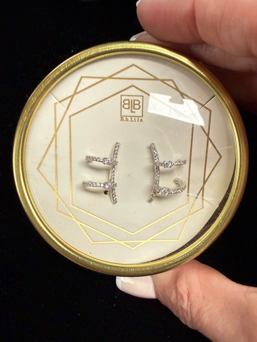 NIB Bb Lila Silver Crystal Branch Ear Climbers Pierced Earrings- Silver